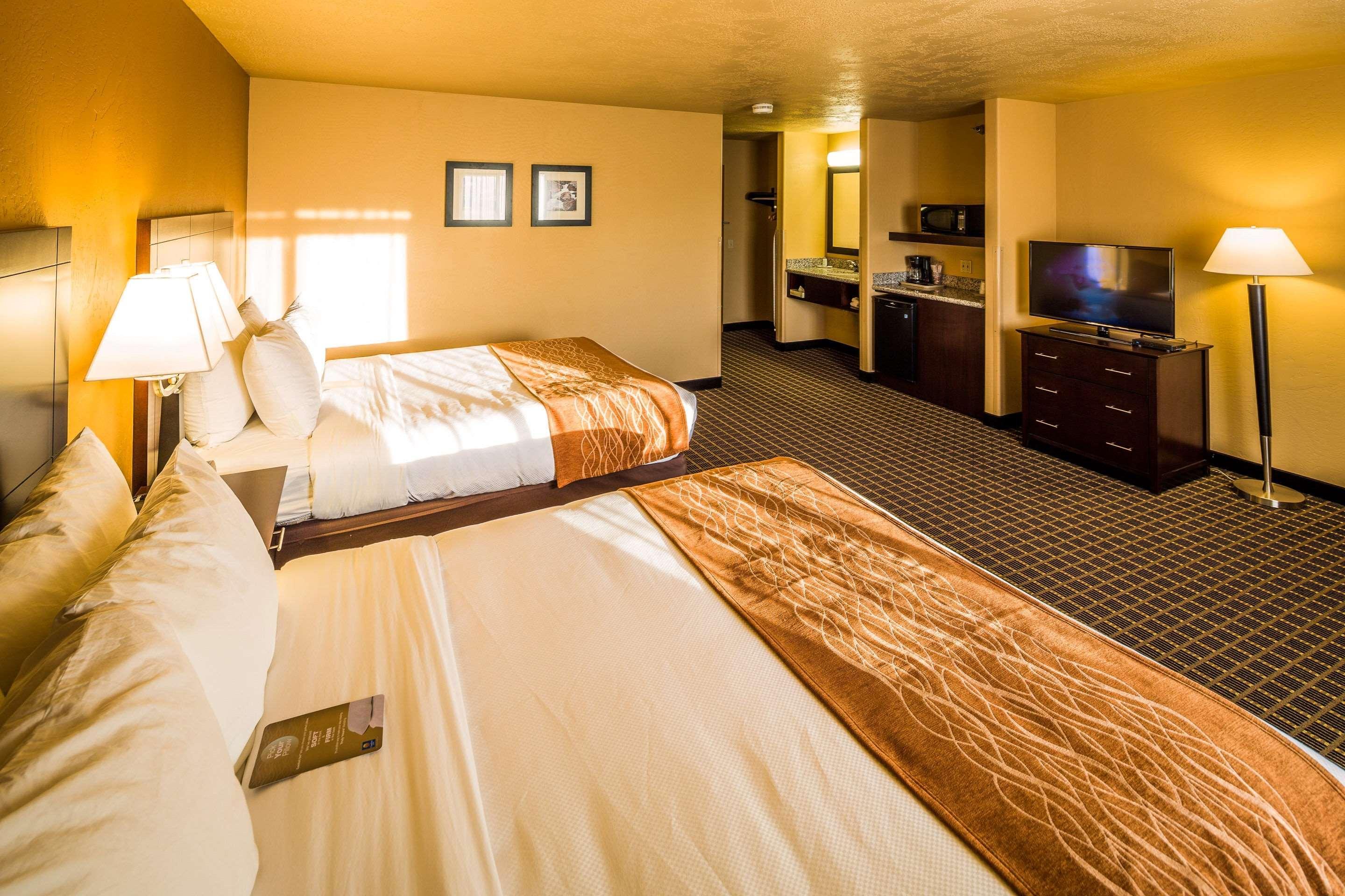 Comfort Inn & Suites Gunnison-Crested Butte エクステリア 写真